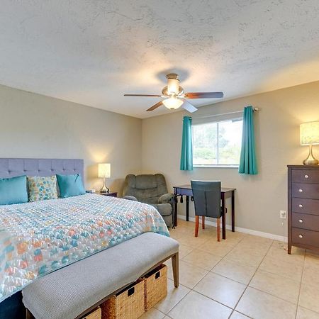 Dog-Friendly Home With Yard About 6 Miles To The Beach! 萨拉索塔 外观 照片