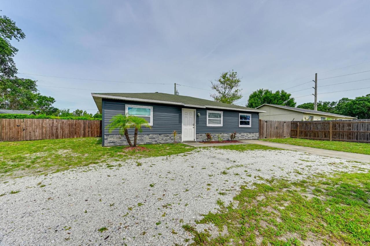 Dog-Friendly Home With Yard About 6 Miles To The Beach! 萨拉索塔 外观 照片