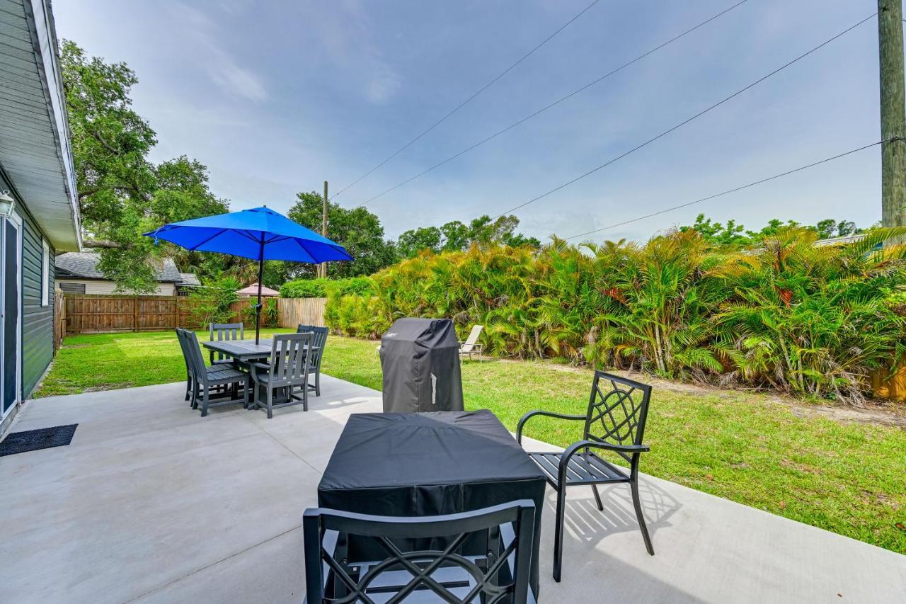 Dog-Friendly Home With Yard About 6 Miles To The Beach! 萨拉索塔 外观 照片